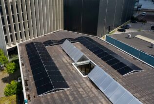 system-weak-roofs-systeem-zwakke-daken-zonnepanelen-zonne-panelen-installatie-installation-sunpannels-energietransitie- energie-energy-transition-nen7250-insurance-PVinstallatie-PV-solar-power-daken-montage-systemen-kosten-panels-solarpannels-innovation-innovatie