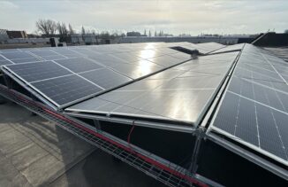 system-weak-roofs-systeem-zwakke-daken-zonnepanelen-zonne-panelen-installatie-installation-sunpannels-energietransitie- energie-energy-transition-insurance-PVinstallatie-PV-solar-power-daken-montage-systemen-kosten-panels-solarpannels-innovation-innovatie
